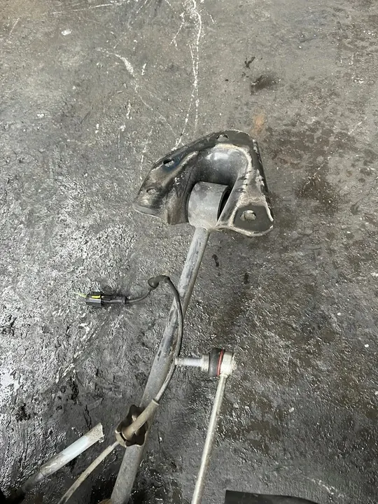 Berceau de Suspension Arrière Complet Dacia Duster II 4x4 image 9