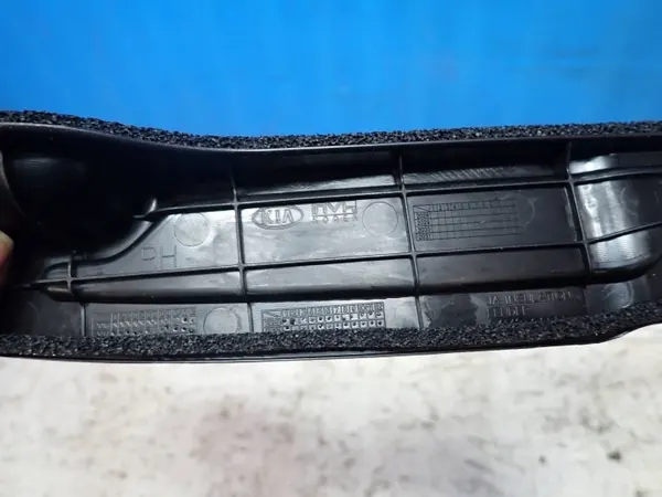 Kia OE 84142-G6000 Kotflügel-Dämmung image 6