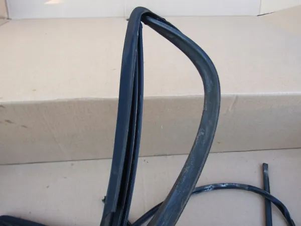 Kit Joint Vitre Arrière Mercedes W124 Berline OEM image 8