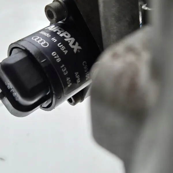 Coletor de admissão com motor de passo Audi 2.6 V6 OEM 078133222K image 6