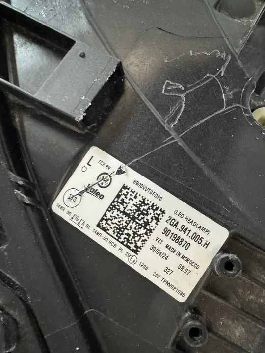 VW T-ROC vasen etuvalo image 7