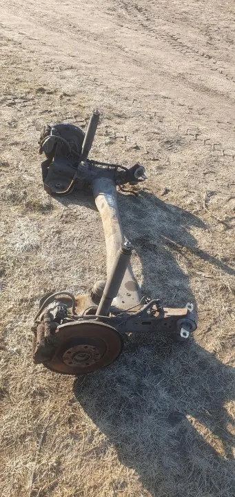 OEM Hinterachsträger mit Klemmen für Citroen C4 Picasso II image 4