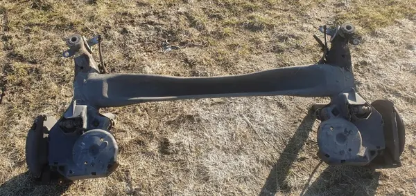 OEM Hinterachsträger mit Klemmen für Citroen C4 Picasso II image 7