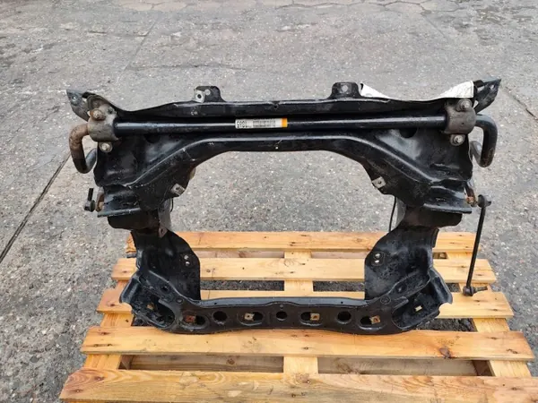 Porte-avant Mercedes W204 OEM RCD23896 4MATIC image 4