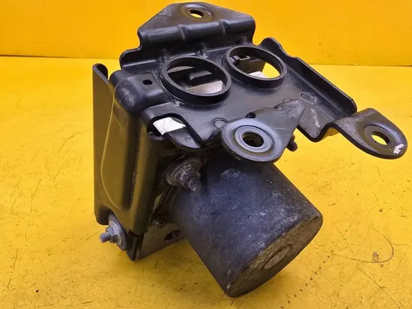 Mercedes-Benz ABS-pumppu OEM A4479008901 Vito Vianolle image 6