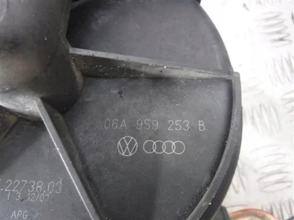 Bomba de ar secundário OEM 06A131333C Audi A3 8L image 3
