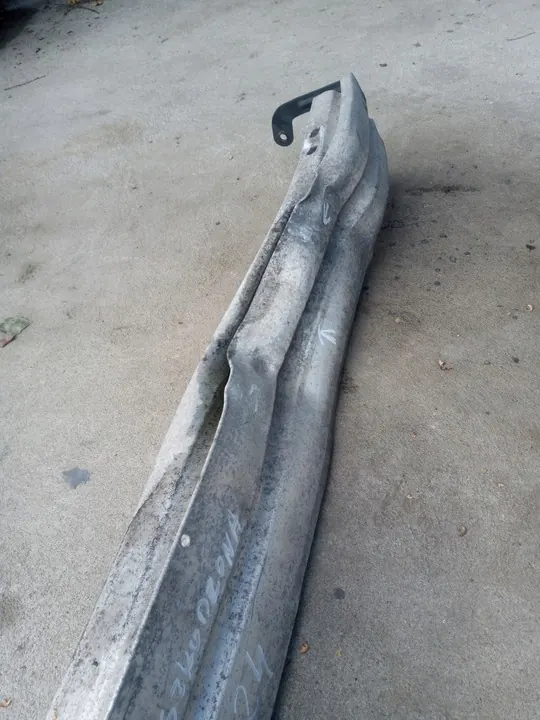 Etupuskuri vahvistus AUDI A4 B8 Lift 2011-2016 OEM image 5