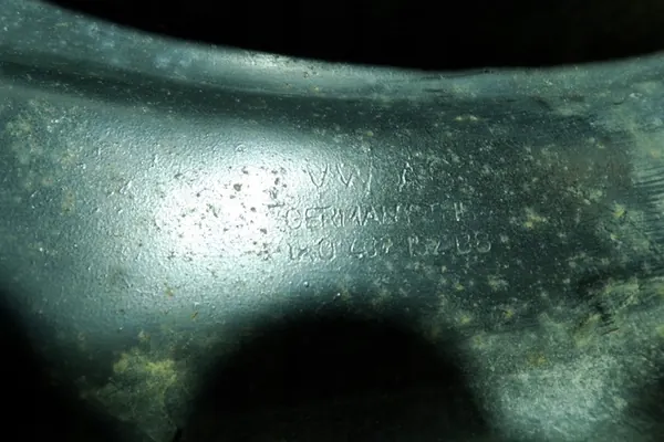 Braccio di Controllo Anteriore VW CADDY III 1K0407152BB image 2