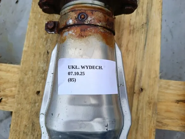 Silenciador Frontal Y-Pipe Infiniti QX50 QX70 20020-JL00B image 4