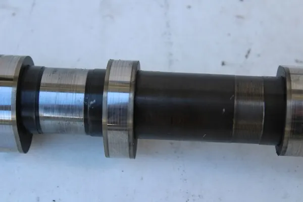 Árbol de levas Mercedes R64226W A6420521701 image 3