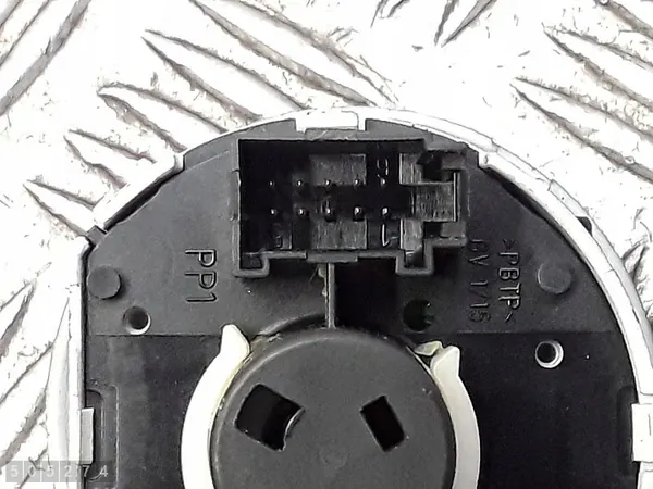 Skoda Octavia 2005 Strömbrytare 1z0941431a image 4