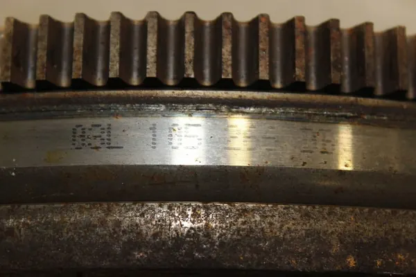 Kaksimassavauhtipyörä Volkswagen Touran I 03l105266db image 4