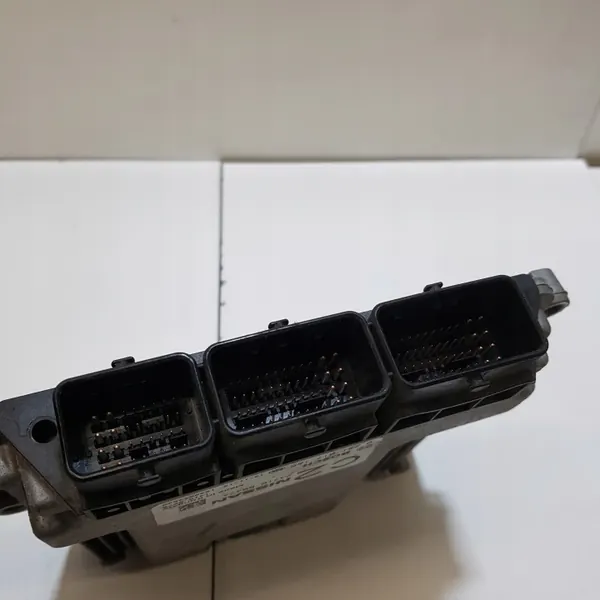 Computadora Motor Nissan OEM 0281017185 23710BB47A image 4