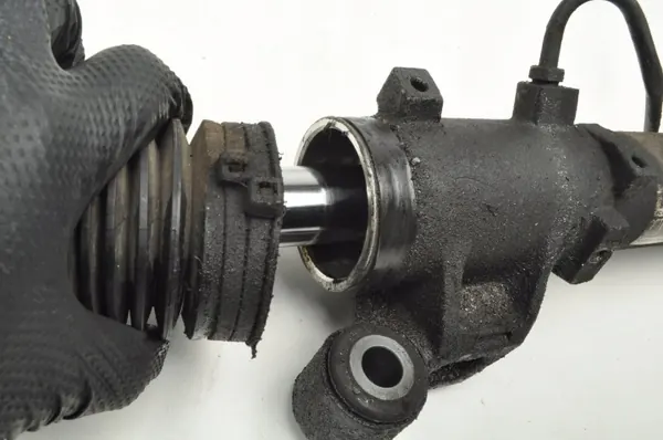 Ford C-MAX I Styrväxel OEM 3M51-3A500-AR image 10