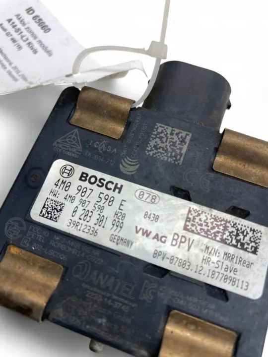 Module angle mort Audi Q7 4M 2018 OEM 4M0907590E image 8