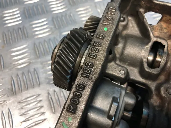 Pompe à huile OEM 03G103537B pour VW 2.0 TDI BMP image 10