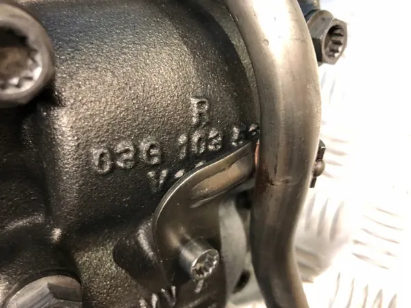 Pompe à huile OEM 03G103537B pour VW 2.0 TDI BMP image 5