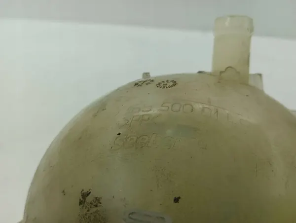 Kühlmittel-Expansionstank Mercedes-Benz B W245 2006 OEM 1695000149 image 4