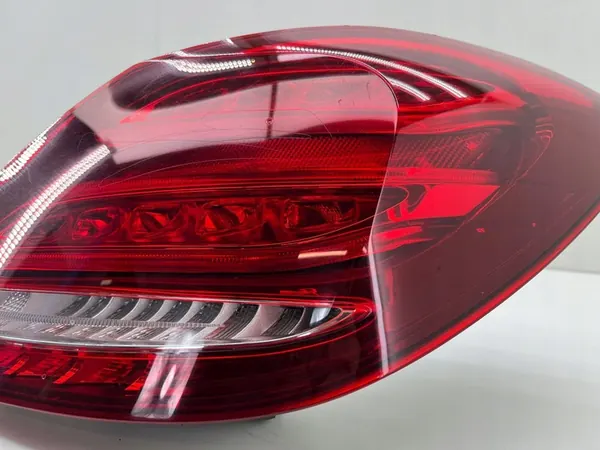 RECHTER ACHTERLICHT MERCEDES W205 A2059061457 image 3