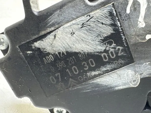 Moteur d'essuie-glace arrière Peugeot 307 2003 image 4