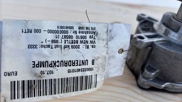 VW Beetle Imupumppu 2.5B OEM 07K145100B image 3