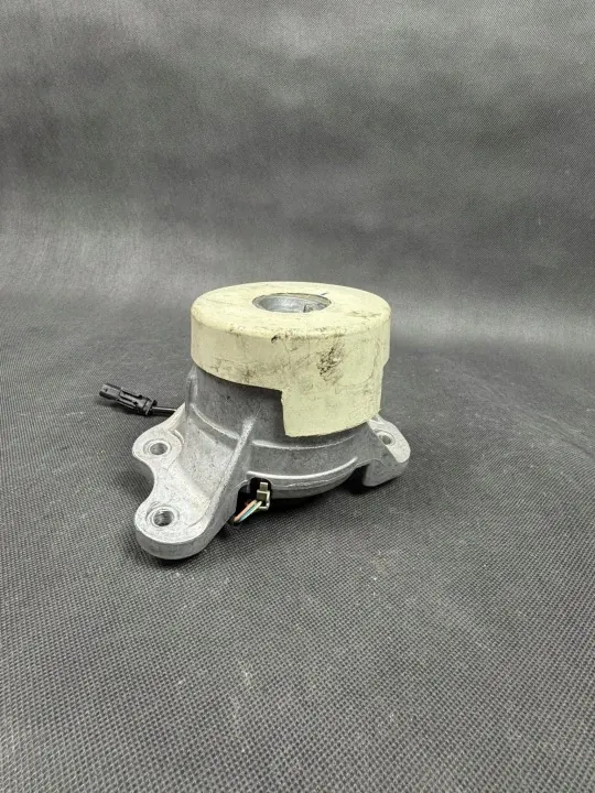 Support moteur OEM A2382401200 pour Mercedes Classe E W213 image 2