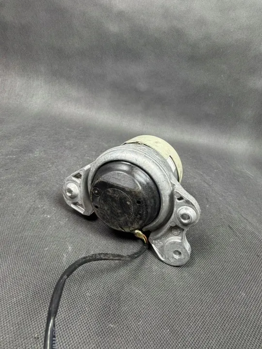 Support moteur OEM A2382401200 pour Mercedes Classe E W213 image 4