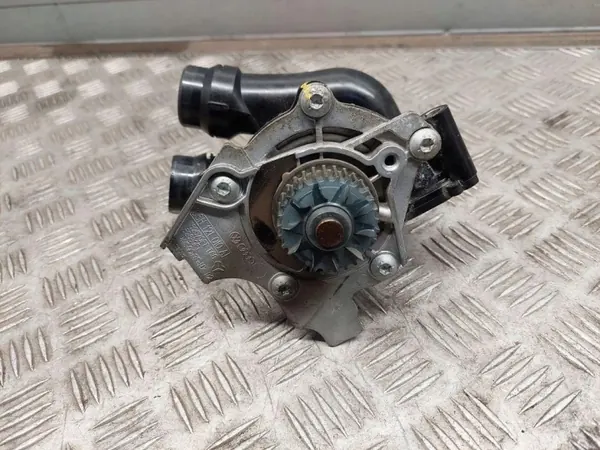 Pompe à eau Audi A4/S4 B8 OEM 06H121010A image 3