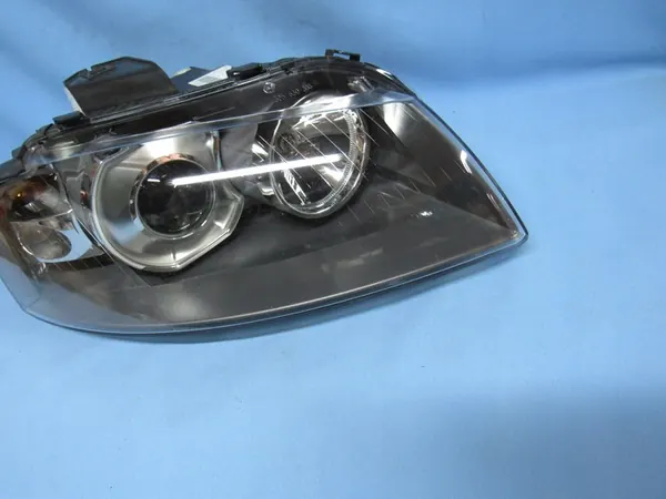 Faros derecho Audi A3 8P0 Xenon D2S image 2