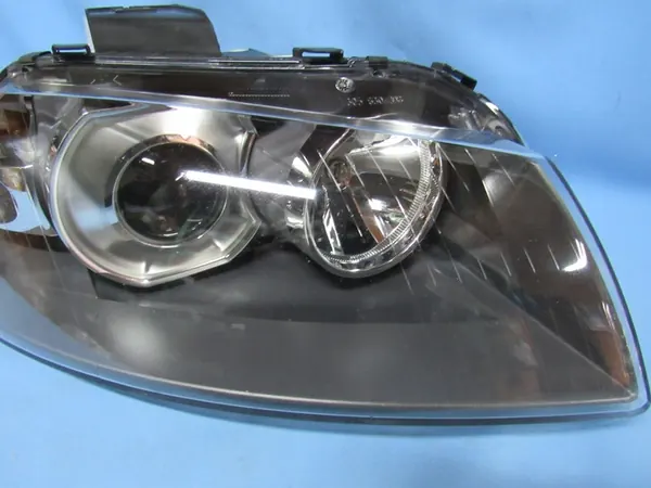 Faros derecho Audi A3 8P0 Xenon D2S image 4