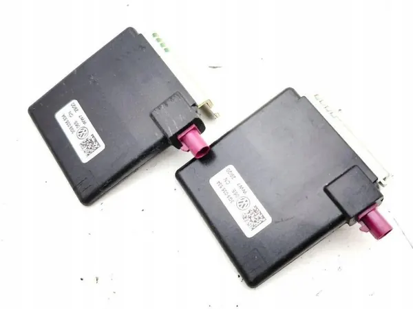 VW Audi Seat GSM Antenneversterker OEM 3G9035534 image 2