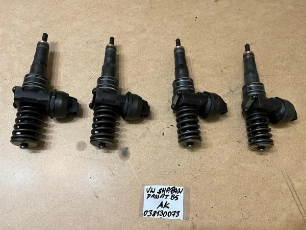 Scheibenwischerpumpe VW 038130073AK für 1.9 TDI 115 PS image 3