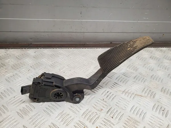 Dodge RAM Pedale 68043161AC image 3