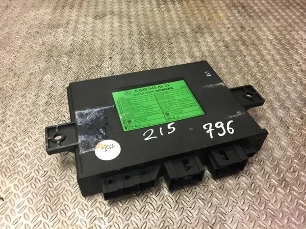Mercedes-Benz Keyless-moduuli OEM 0295458532 image 2