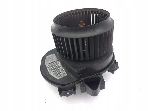 Infiniti Q30 2016 Ventilador / Aquecedor image 3