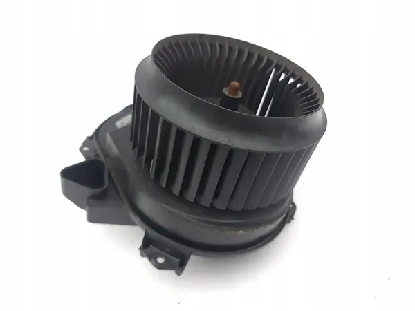 Infiniti Q30 2016 Ventilador / Aquecedor image 4