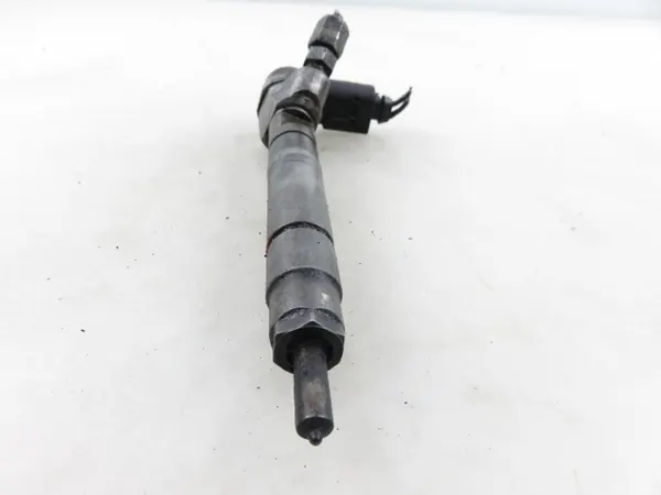 Injecteur Bosch OEM 0445110202 pour Mercedes Vito image 3