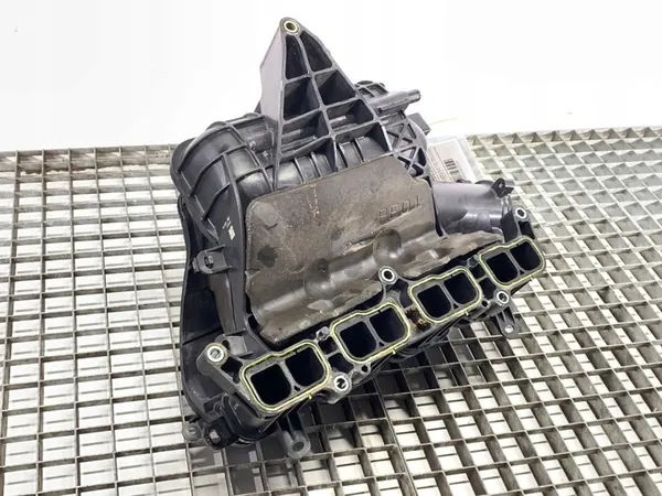 Colector de admisión Mazda 6 GJ 2.5 192CV image 3