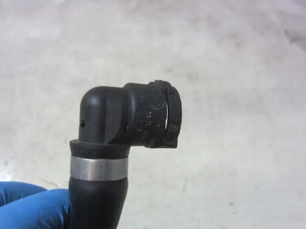 Mangueira água refrigeração BMW 335I N55 OEM 17127627101 image 3