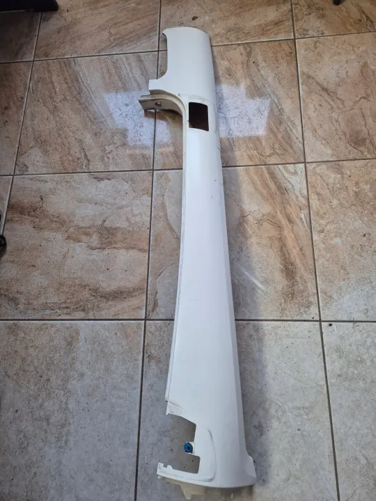 Guarniçao pilar cabine direita MAN TGX Euro 6 XXL OEM image 2