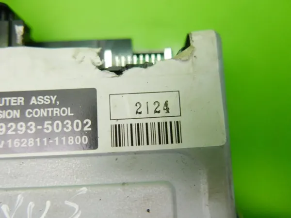 Module de contrôle suspension OEM 89293-50302 Lexus LS460L image 4