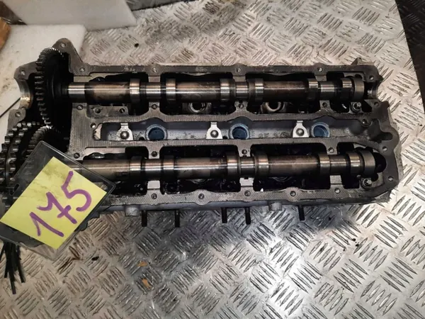 Begagnad topplock OEM R642016 för Mercedes W211 image 3