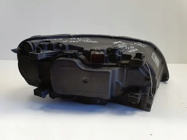 Faros delanteros izquierdo Volvo S80 II V70 III XC70 31214351 image 5