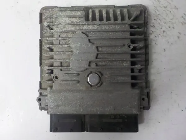 Skoda VW Motorsteuergerät OEM 03L906023NJ image 2