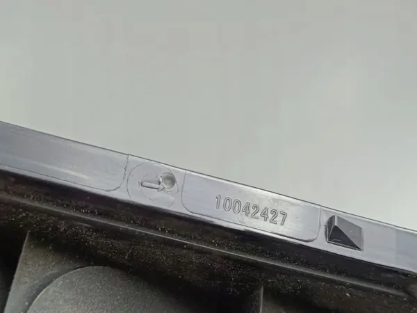 MG ZS Tuuletusritilä OEM FOB49184 - Käytetty image 5