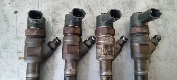 Inyectores KIA SORENTO 2.5 CRDI 33800-4A500 image 6