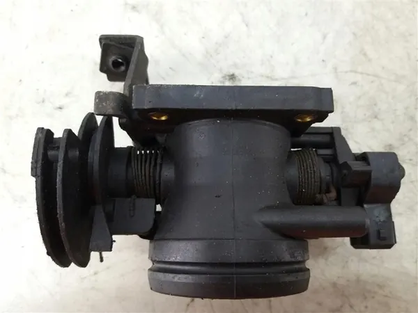 Corps de papillon OEM MHB102281 pour Land Rover Freelander I image 5