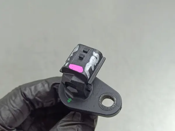 Sensor de posição do comando de válvulas Nissan X-Trail T33 OEM FOB54016 image 2