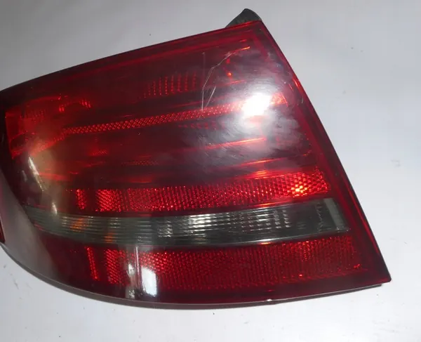 Luz trasera exterior izquierda Audi A4 (B8) 2007-2011 Avant OEM image 3