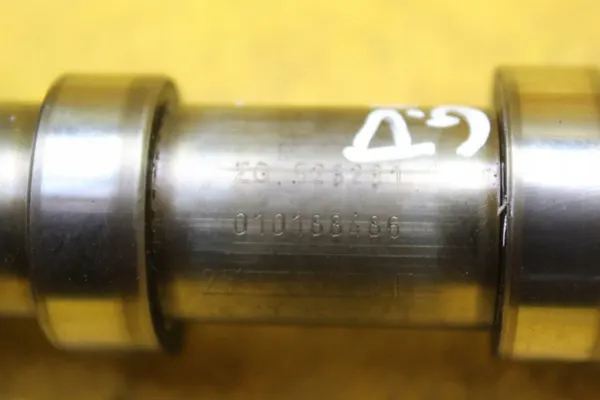 Arbre à cames échappement OEM 03CAF pour VW Golf V 1.4 FSI image 10